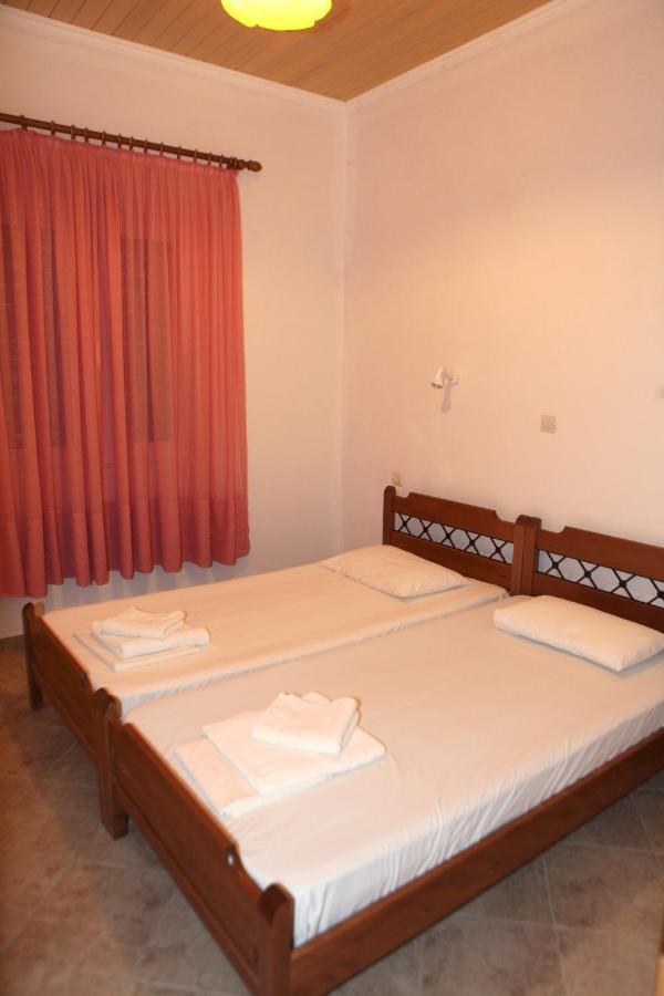 Splantza Apartments Ammoudia Esterno foto